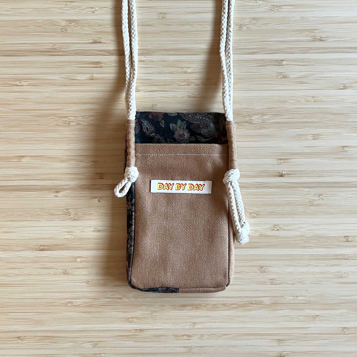 Go Easy Crossbody Pouch - Floral Brown